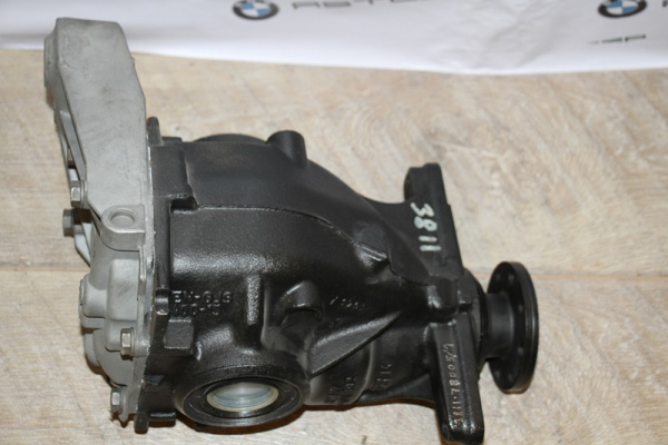 запчасти для Задний редуктор BMW 3 E90 X1 E84 33107524324 передаточное число 3,73